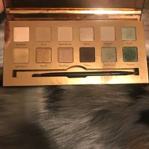 Cargo Cosmetics Emerald City eyeshadow palette